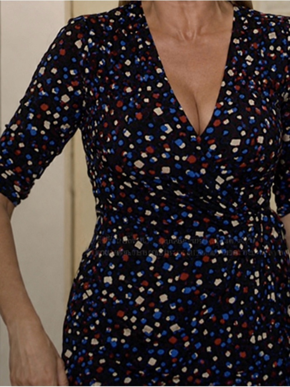 Anne Klein Confetti Wrap Top Blouse As Seen On Gloria Modern Family Size S